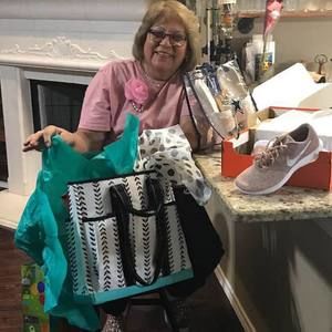 Meet your Posher, Mara